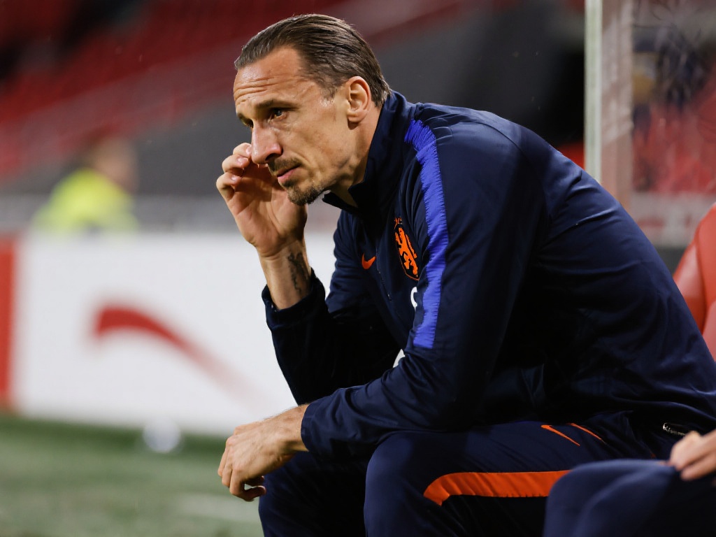 徐卓一勇夺田径男子110米栏冠军荣耀加冕